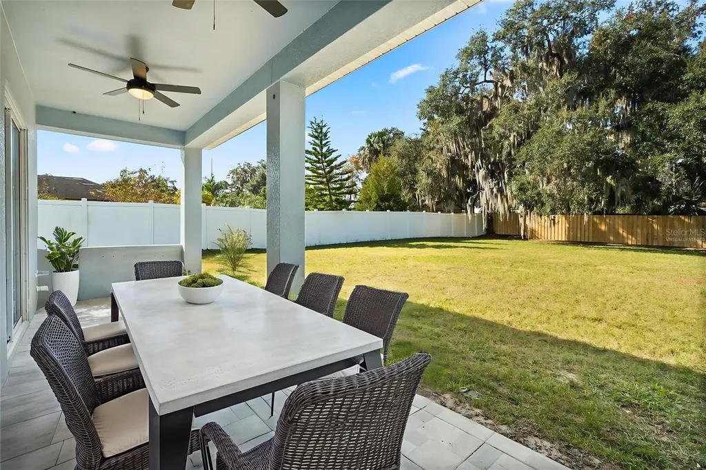 319 Water Shore Drive Leesburg FL 34748