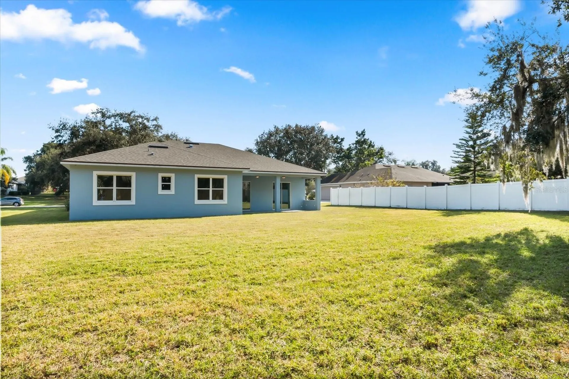 319 Water Shore Drive Leesburg FL 34748