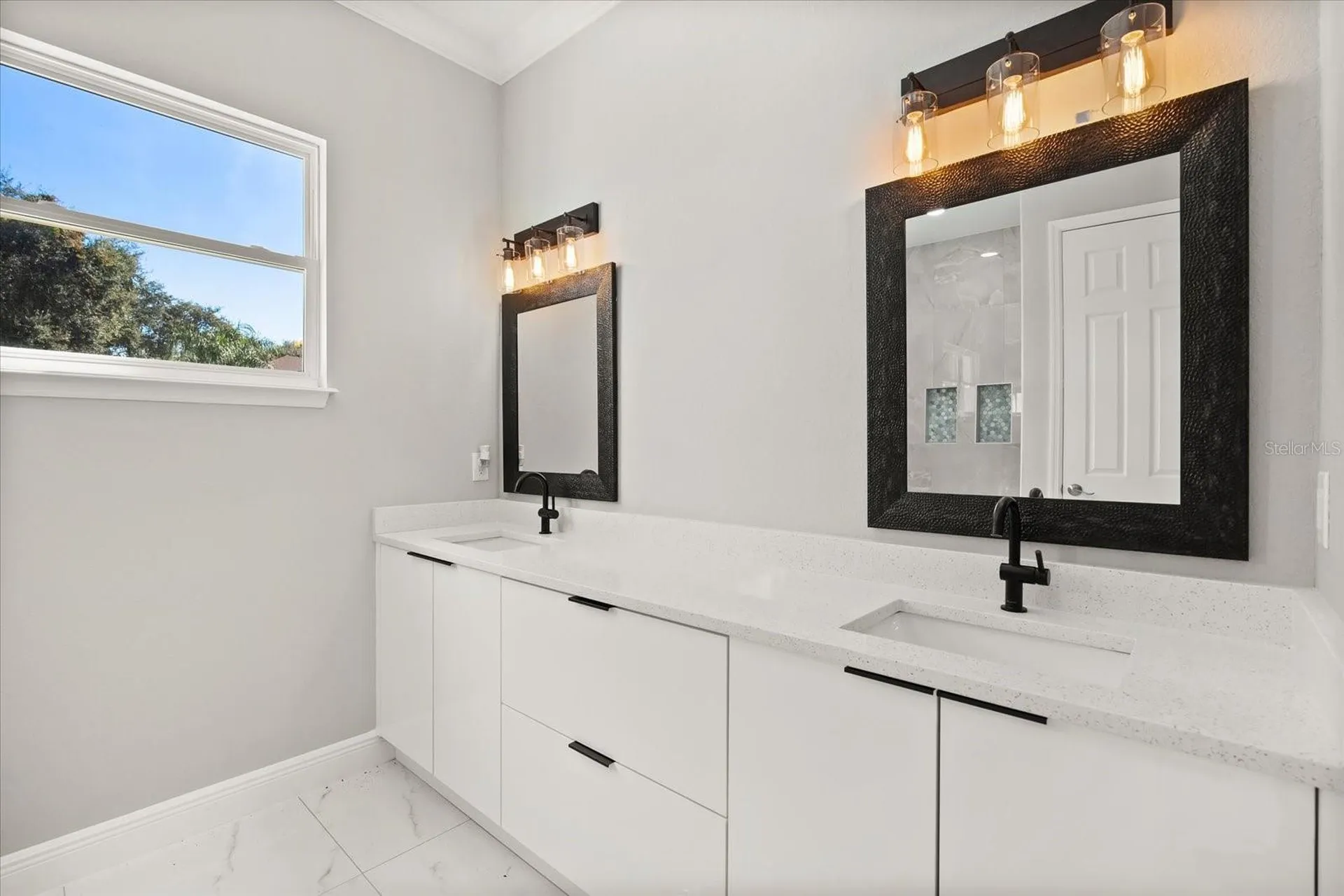 319 Water Shore Drive Leesburg FL 34748