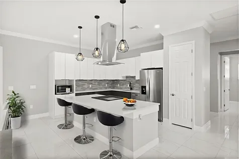 319 Water Shore Drive Leesburg FL 34748