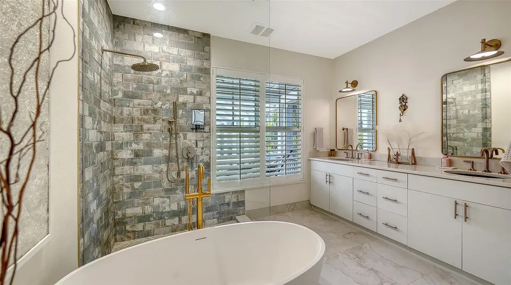 1690 Arlington Street Sarasota FL 34239