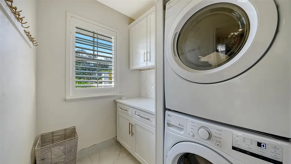 1690 Arlington Street Sarasota FL 34239