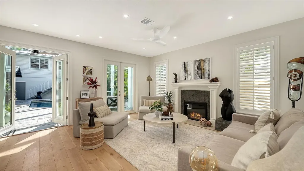 1690 Arlington Street Sarasota FL 34239