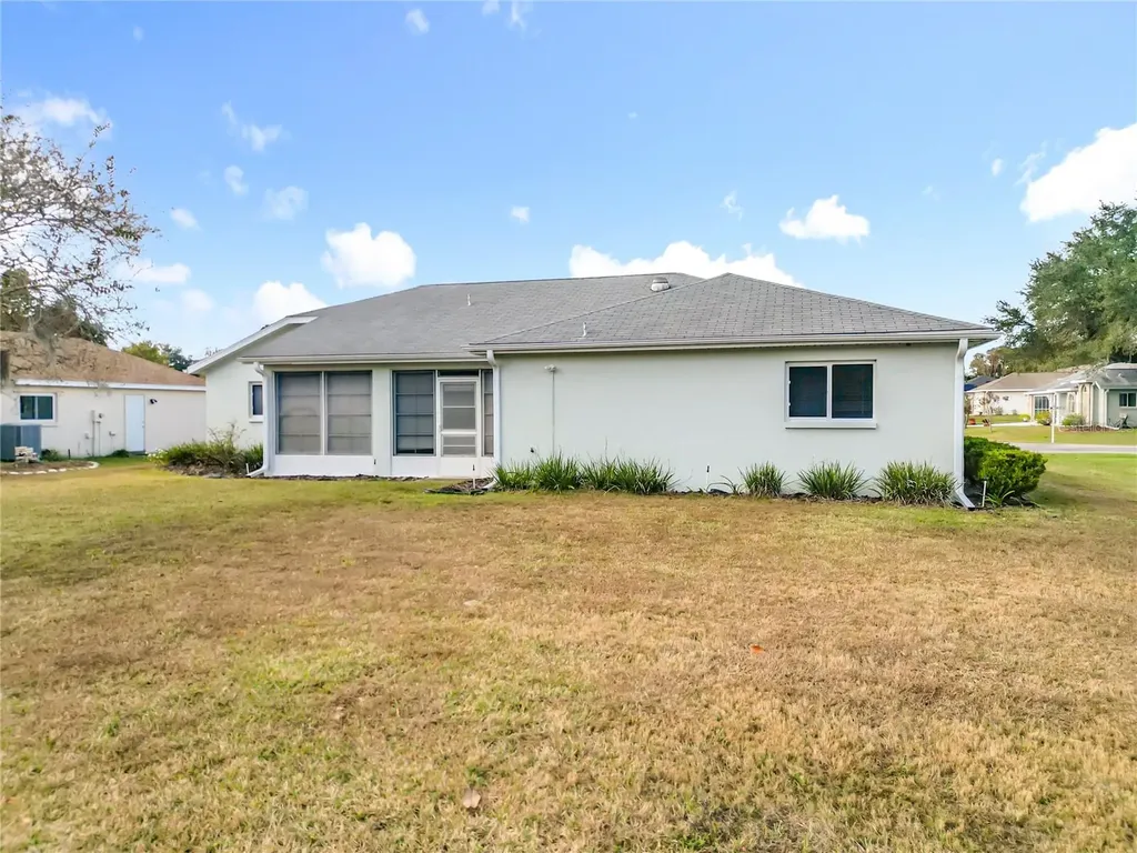 2051 NW 50th Avenue Ocala FL 34482