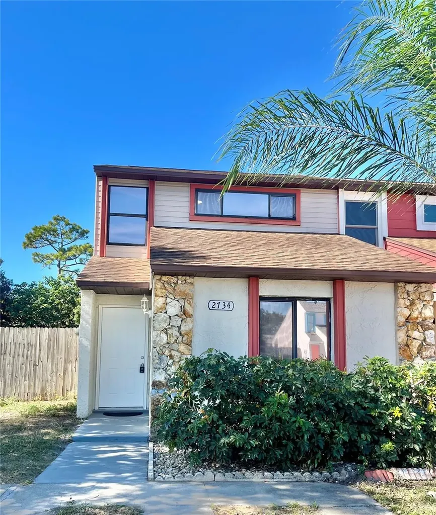 2734 Hunt Club Lane Orlando FL 32826