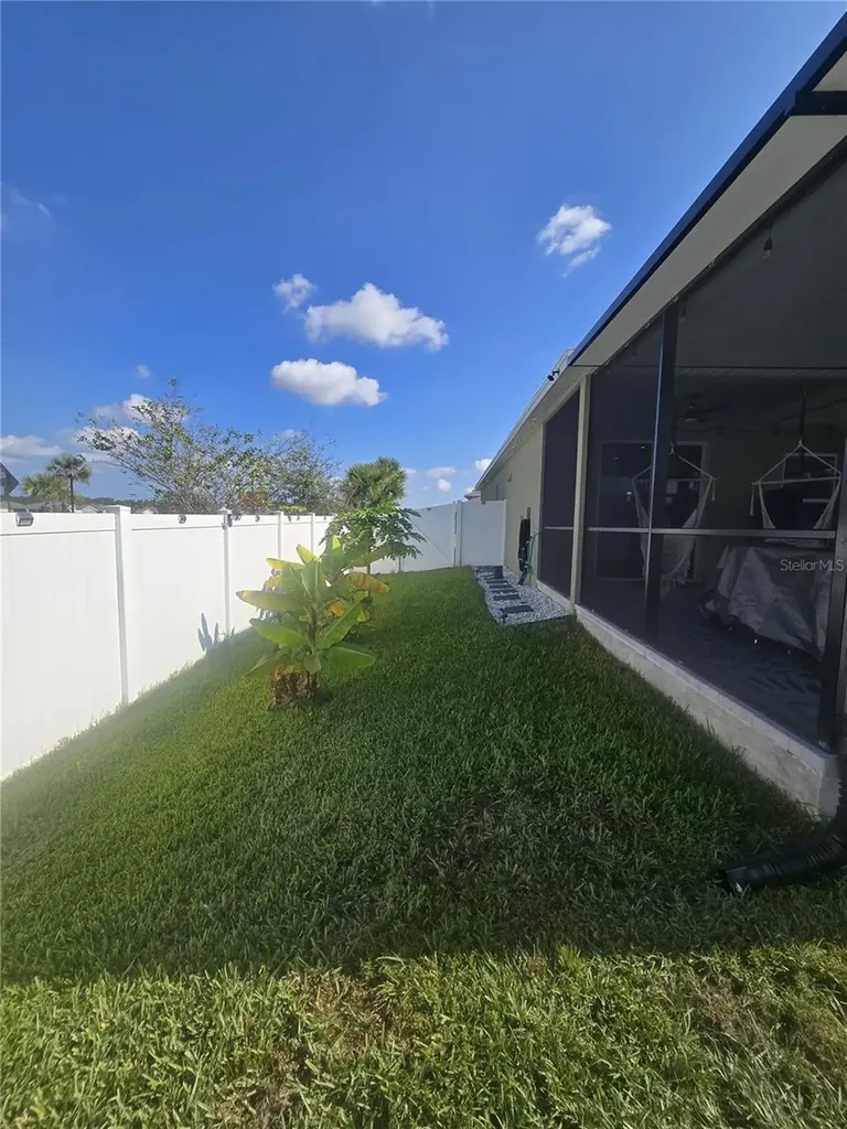 8052 Greenway Avenue Wesley Chapel FL 33544