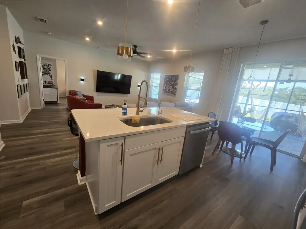 8052 Greenway Avenue Wesley Chapel FL 33544