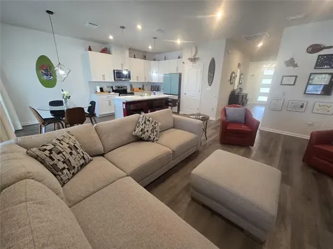 8052 Greenway Avenue Wesley Chapel FL 33544