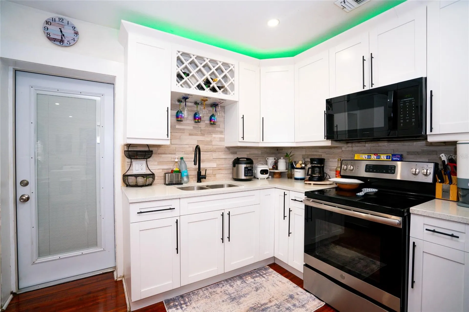 3305 W Aileen Street Tampa FL 33607