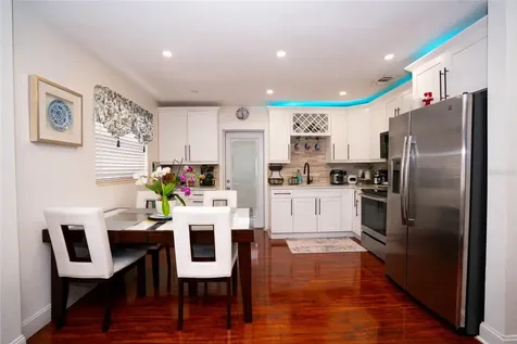 3305 W Aileen Street Tampa FL 33607
