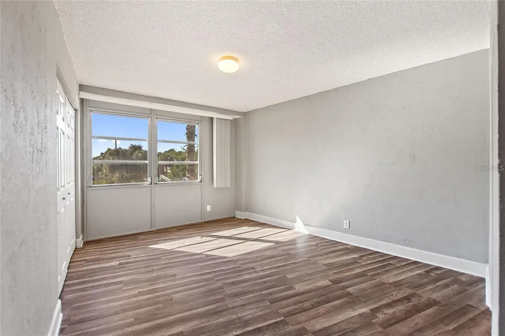 3315 58th Avenue S St Petersburg FL 33712