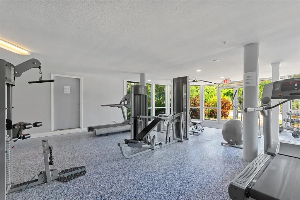 3315 58th Avenue S St Petersburg FL 33712