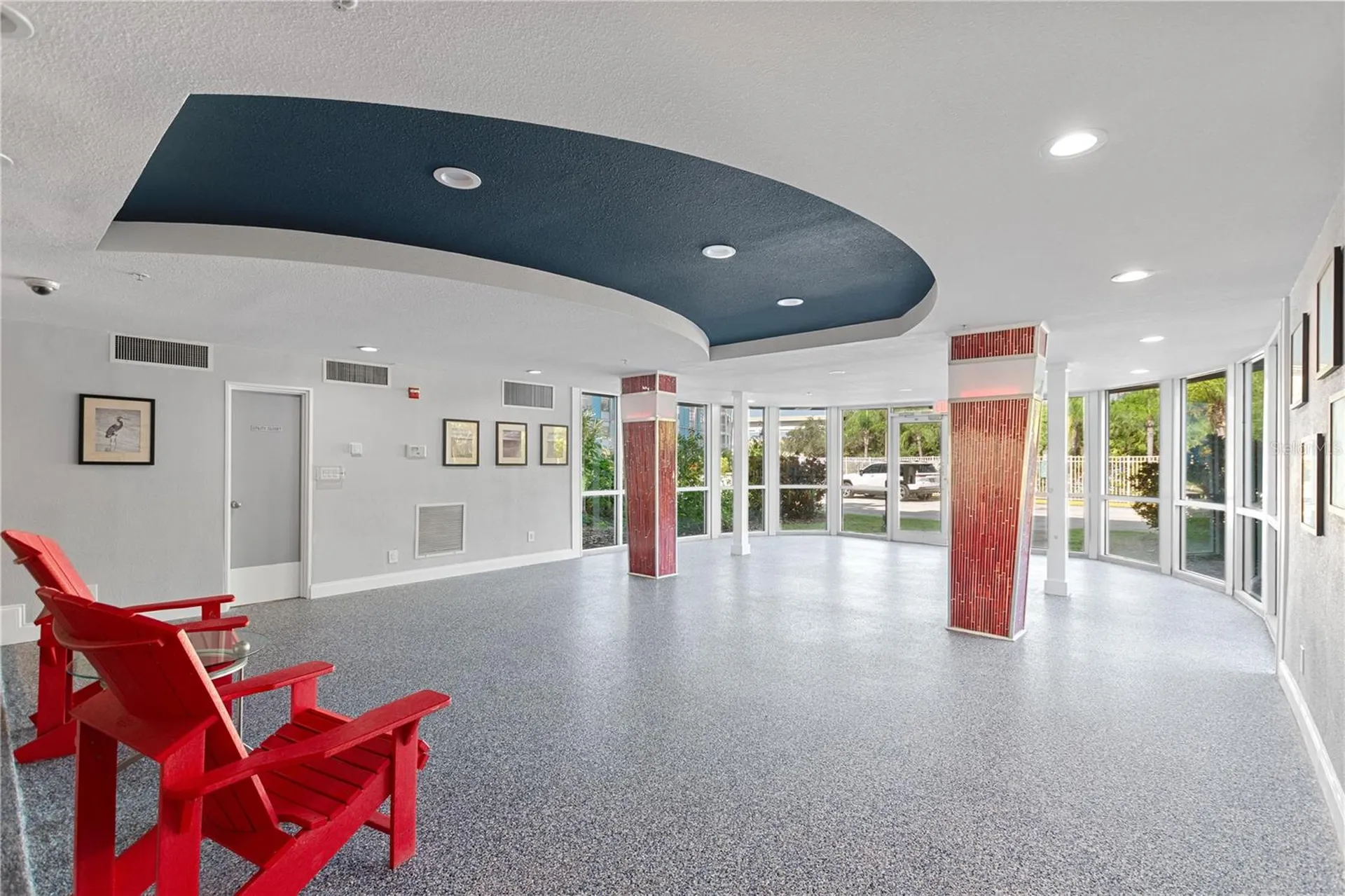 3315 58th Avenue S St Petersburg FL 33712