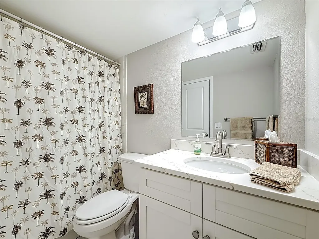 7930 Sun Island Dr S South Pasadena FL 33707