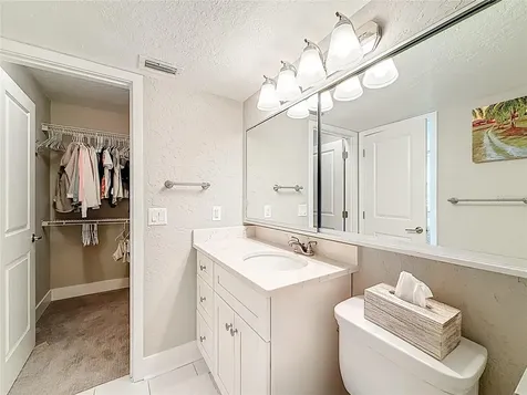 7930 Sun Island Dr S South Pasadena FL 33707