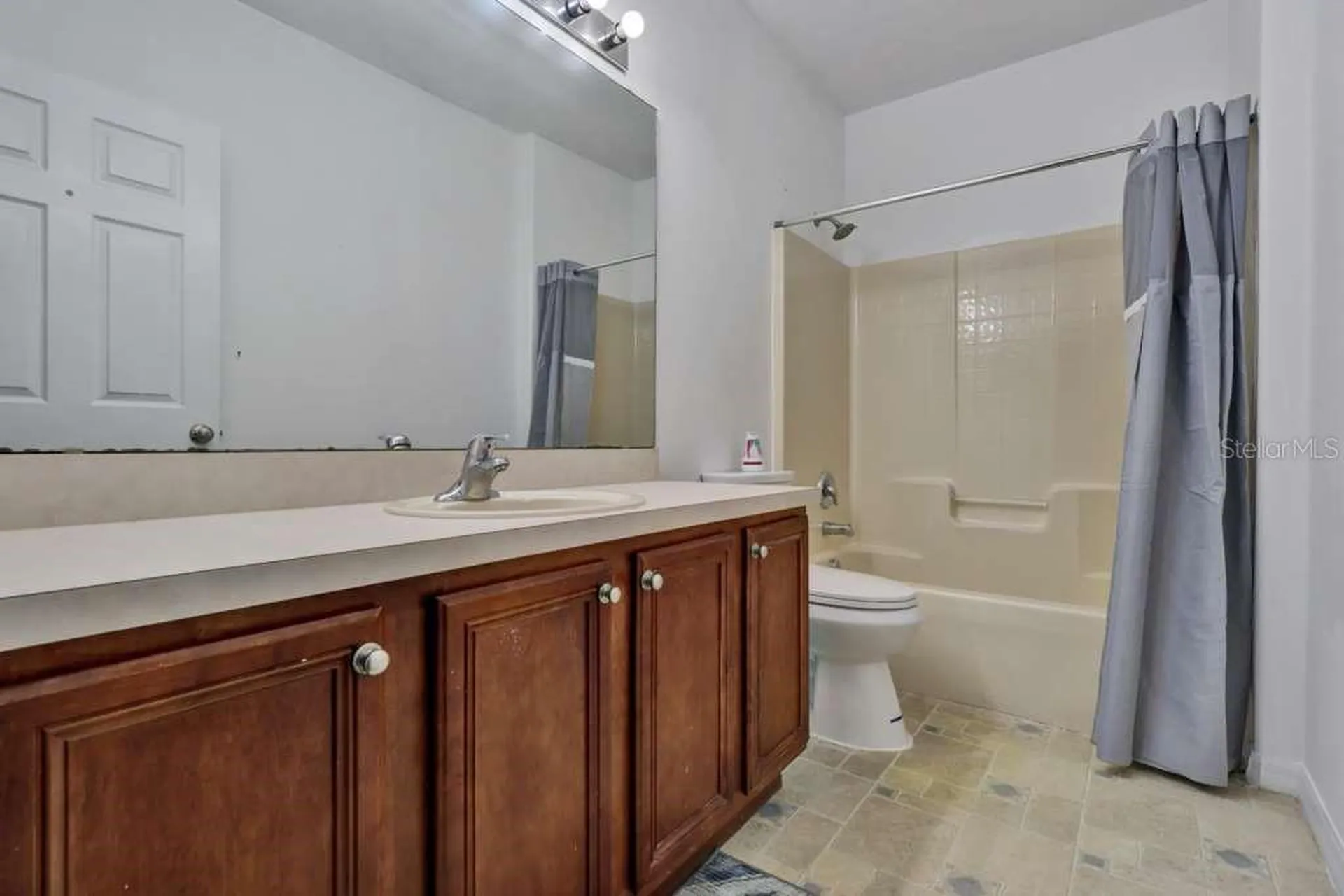820 Grantham Drive Kissimmee FL 34758