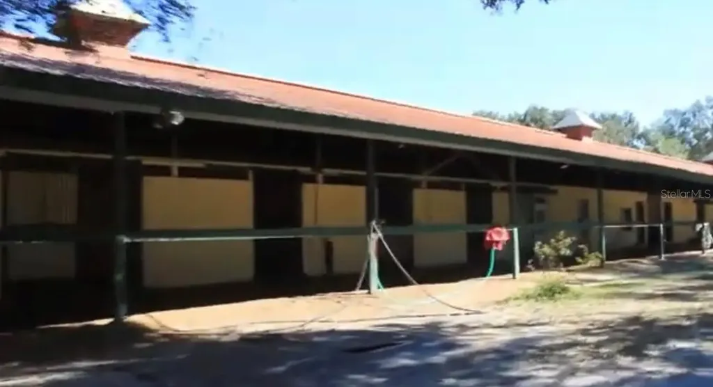 9400 NW 160th Street Reddick FL 32686