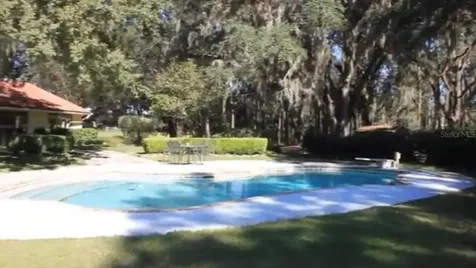 9400 NW 160th Street Reddick FL 32686