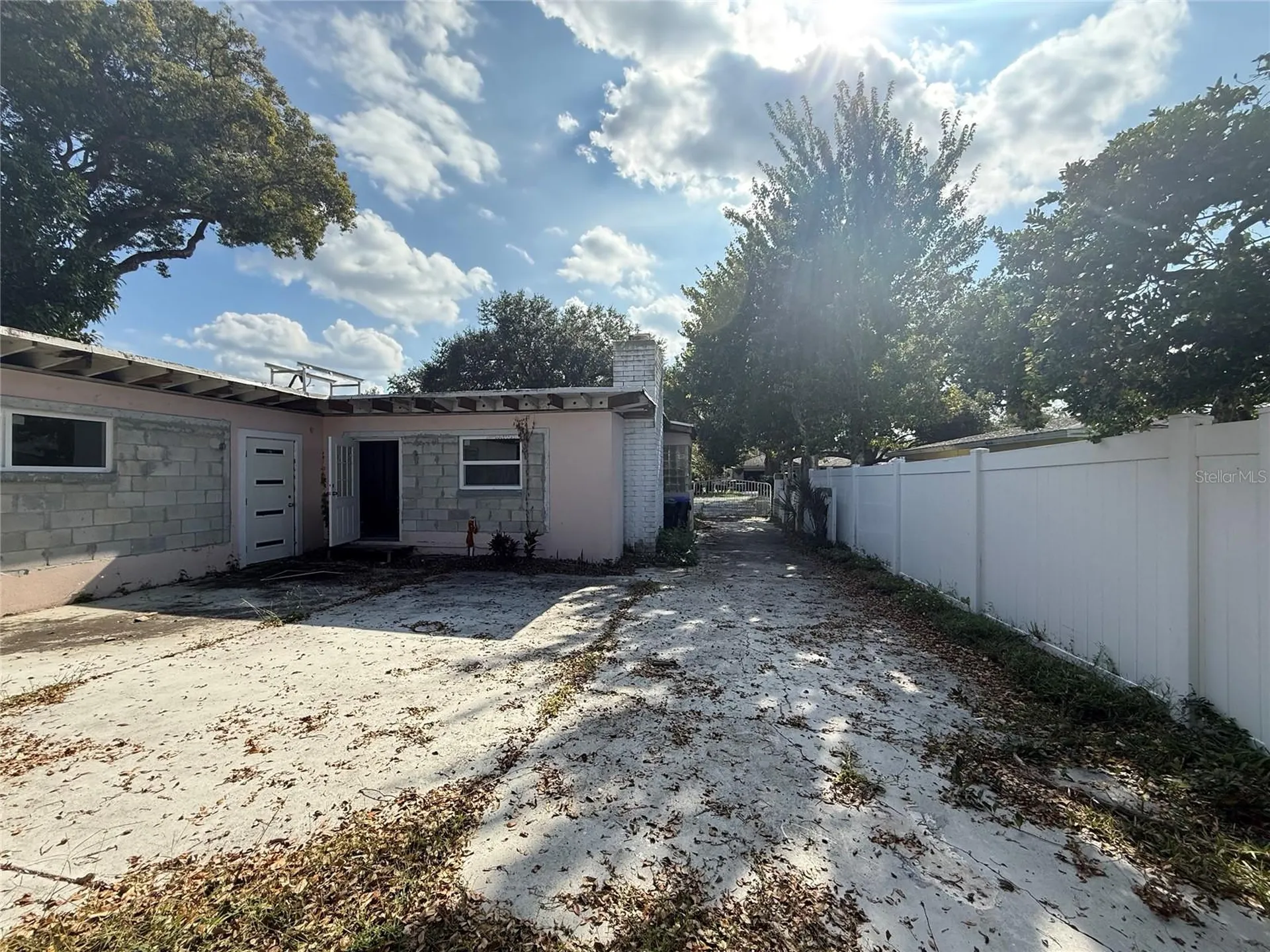 1015 S Palm Avenue Orlando FL 32804