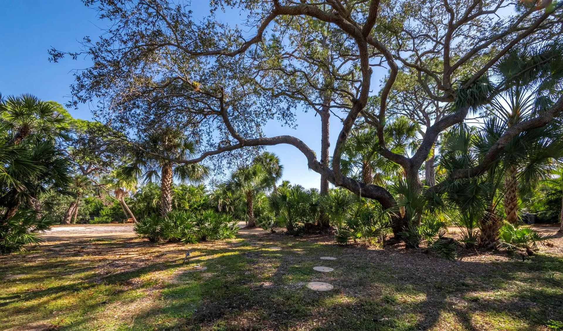 7233 Pine Needle Road Sarasota FL 34242