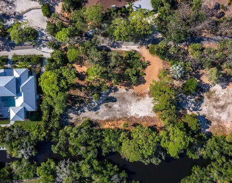7233 Pine Needle Road Sarasota FL 34242