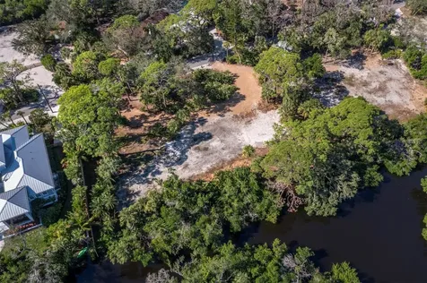 7233 Pine Needle Road Sarasota FL 34242