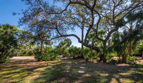 7233 Pine Needle Road Sarasota FL 34242