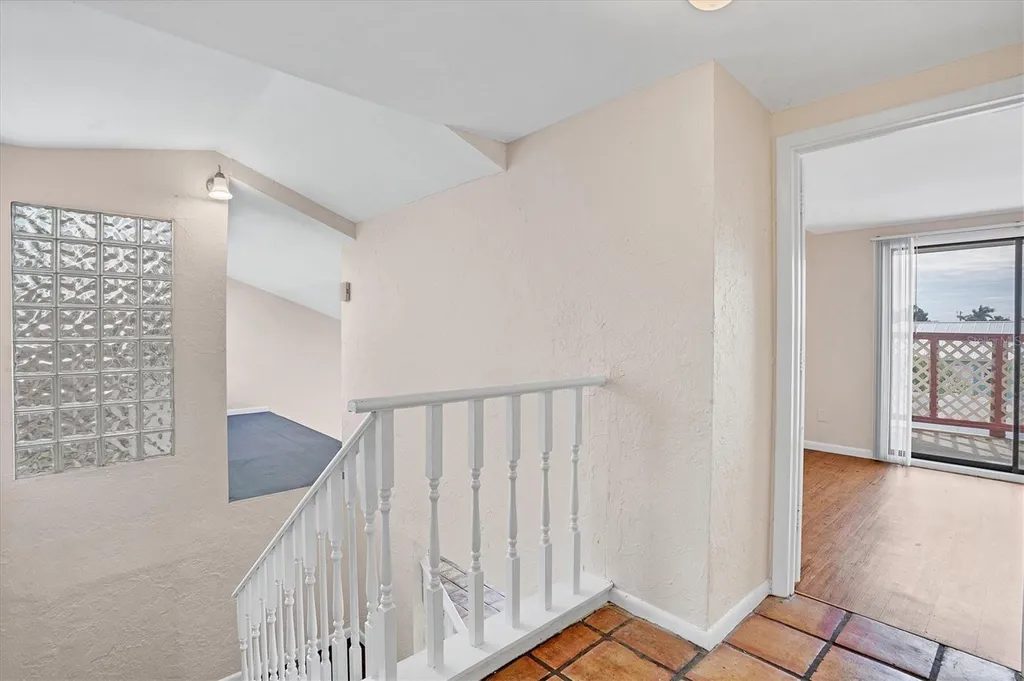 1930 Viscaya Parkway Cape Coral FL 33990