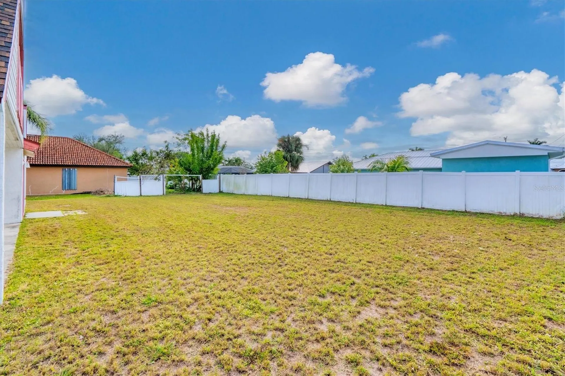 1930 Viscaya Parkway Cape Coral FL 33990