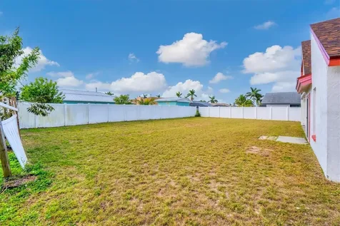 1930 Viscaya Parkway Cape Coral FL 33990