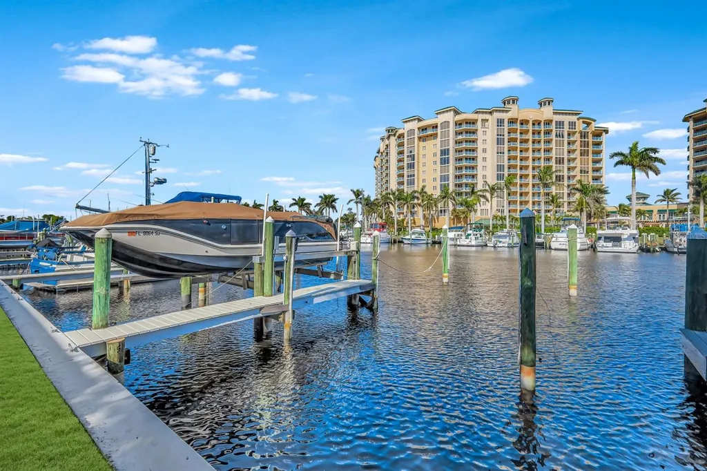 3361 N Key Drive North Fort Myers FL 33903