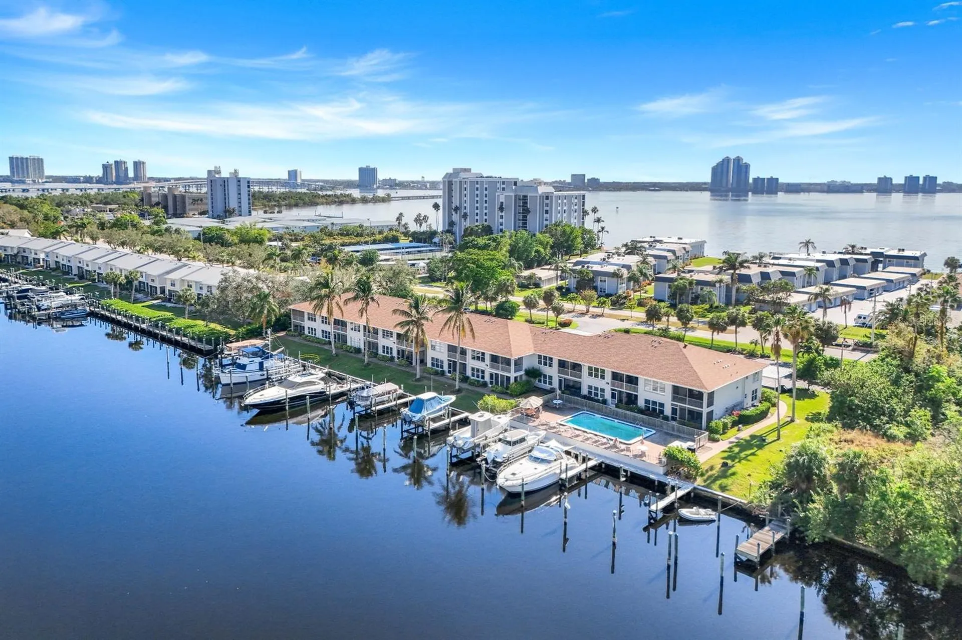 3361 N Key Drive North Fort Myers FL 33903