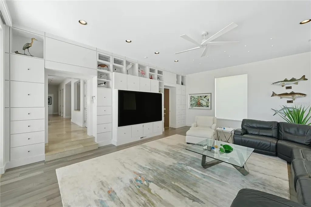3315 Bay Shore Road Sarasota FL 34234