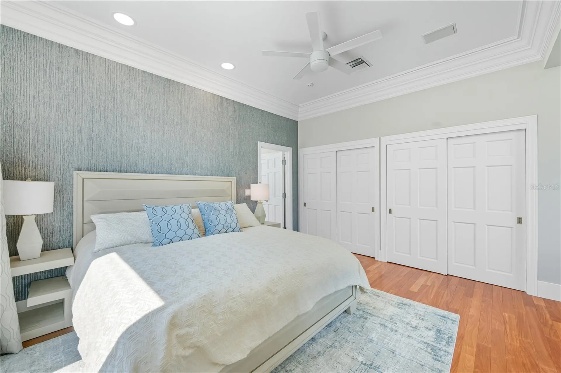 3315 Bay Shore Road Sarasota FL 34234
