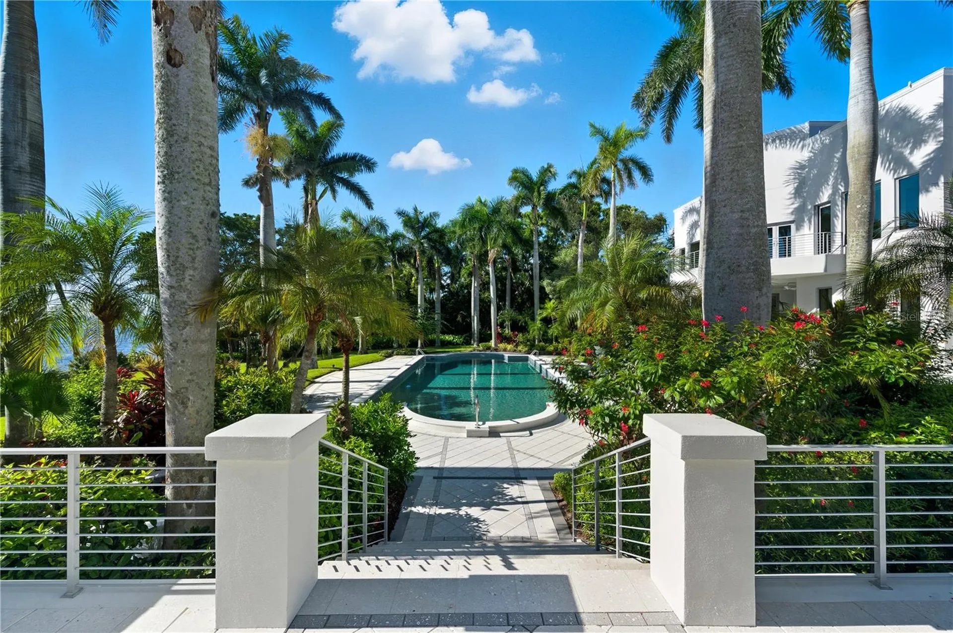 3315 Bay Shore Road Sarasota FL 34234