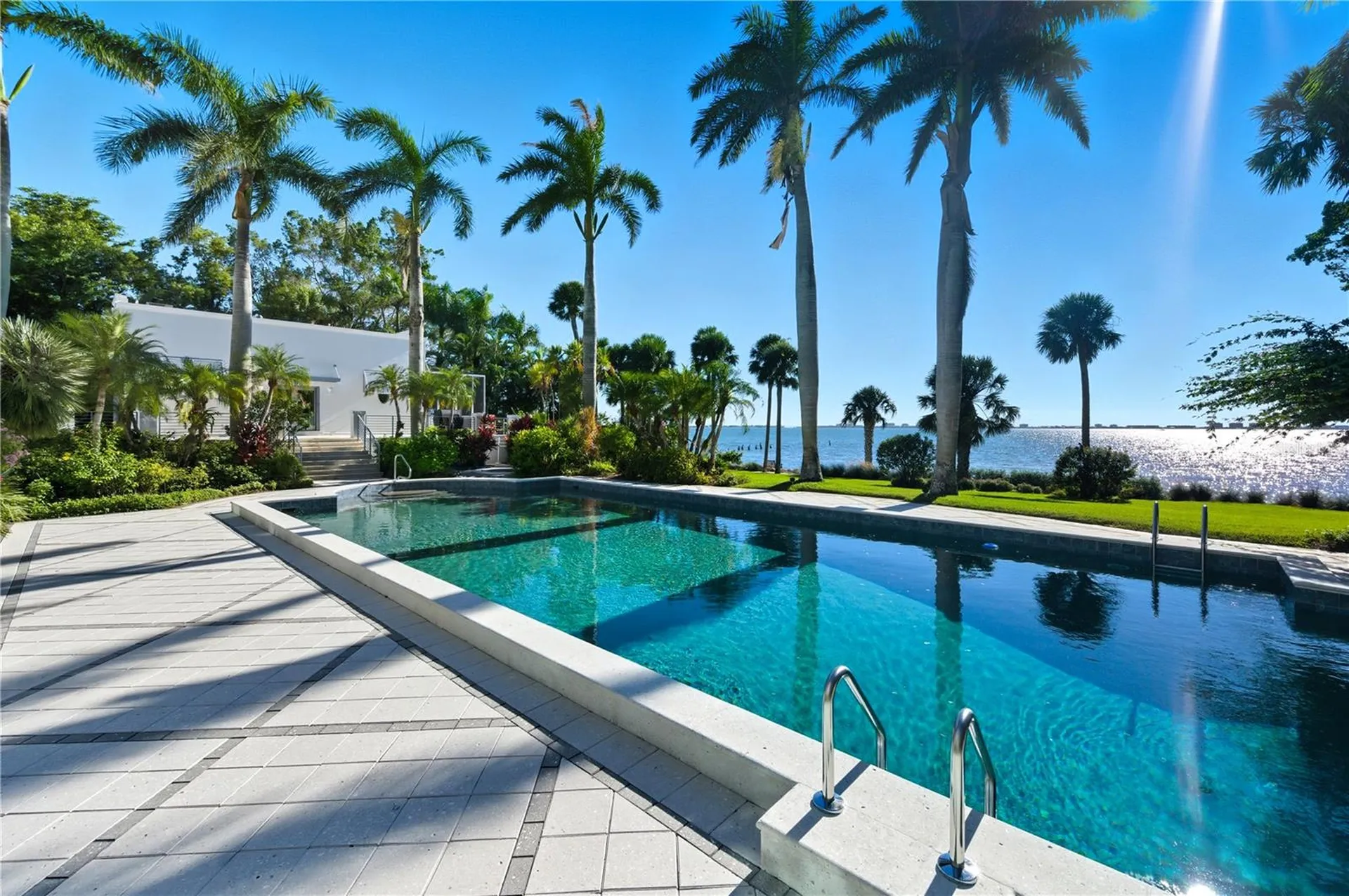 3315 Bay Shore Road Sarasota FL 34234
