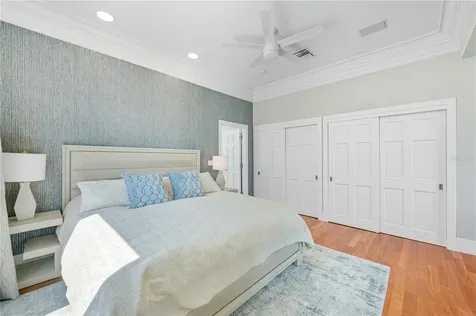 3315 Bay Shore Road Sarasota FL 34234