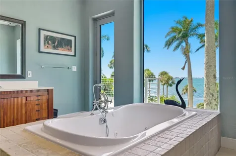3315 Bay Shore Road Sarasota FL 34234