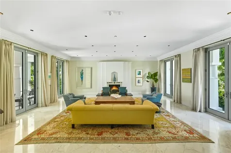 3315 Bay Shore Road Sarasota FL 34234