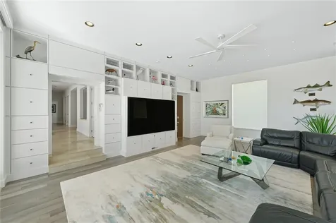 3315 Bay Shore Road Sarasota FL 34234