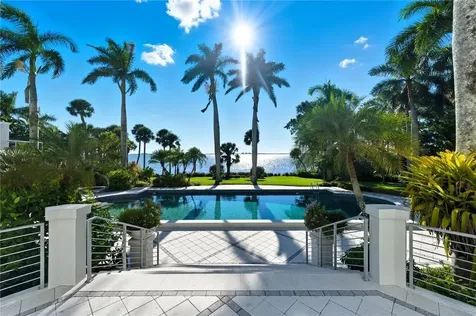 3315 Bay Shore Road Sarasota FL 34234
