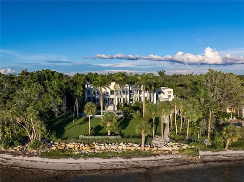 3315 Bay Shore Road Sarasota FL 34234