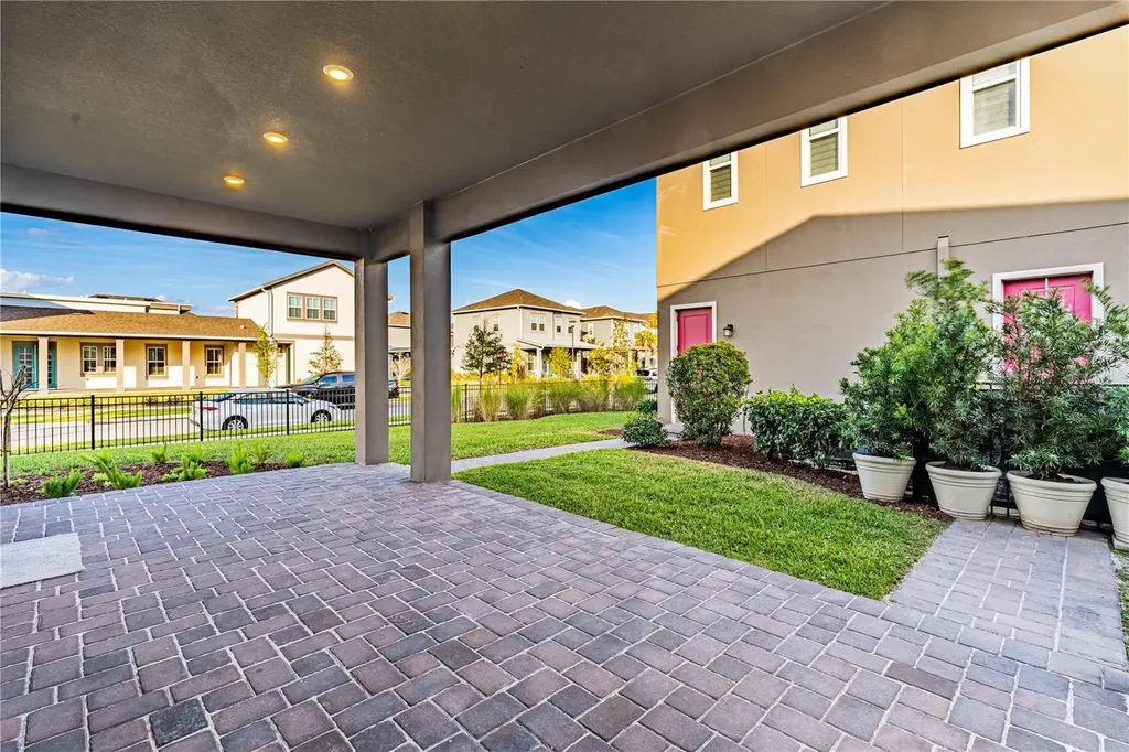10205 Pearson Avenue Orlando FL 32827
