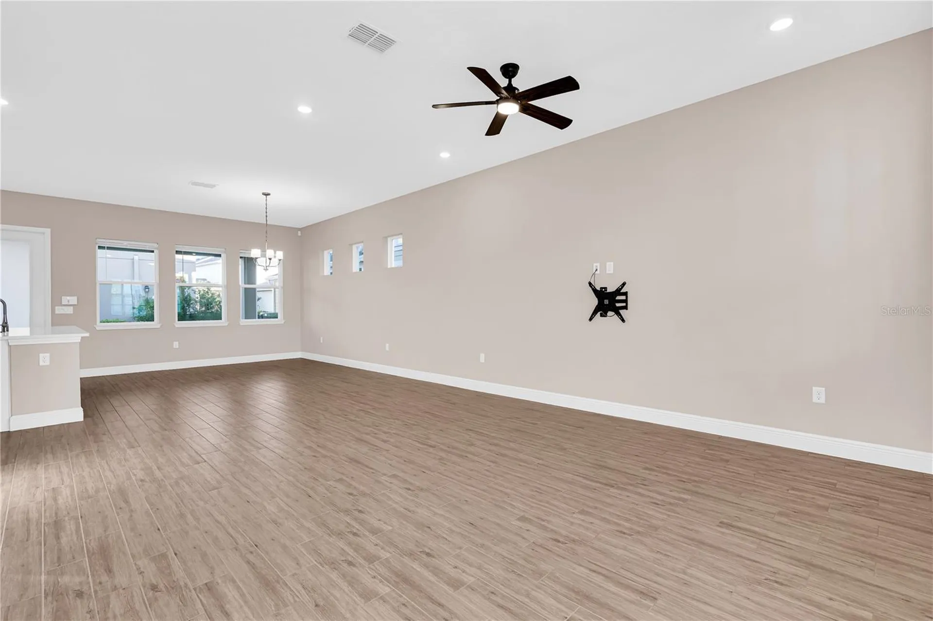 10205 Pearson Avenue Orlando FL 32827