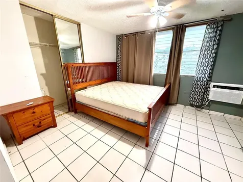 1306 Ave. Monte Carlo Portal De La Reina San Juan PR 00924
