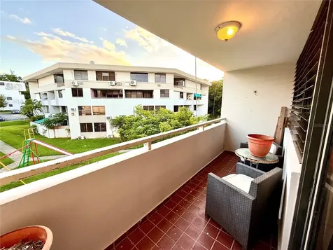 1306 Ave. Monte Carlo Portal De La Reina San Juan PR 00924