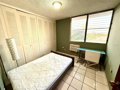 1306 Ave. Monte Carlo Portal De La Reina San Juan PR 00924