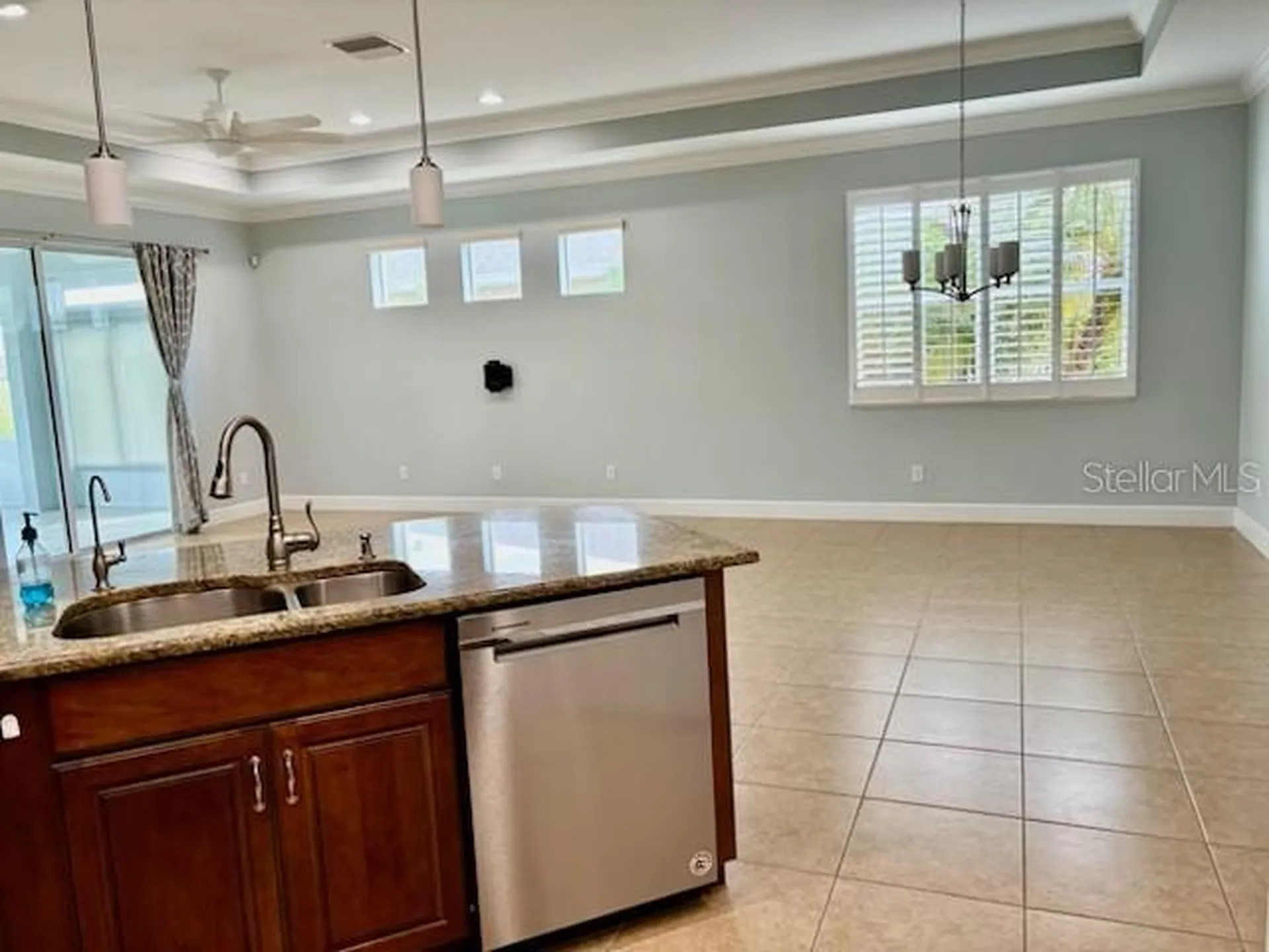 712 Chipper Drive Sun City Center FL 33573