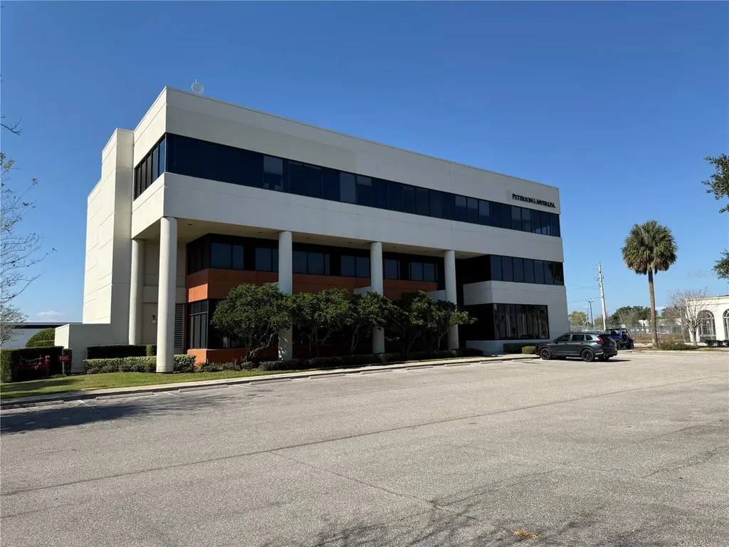 100 W Stuart Avenue Lake Wales FL 33853