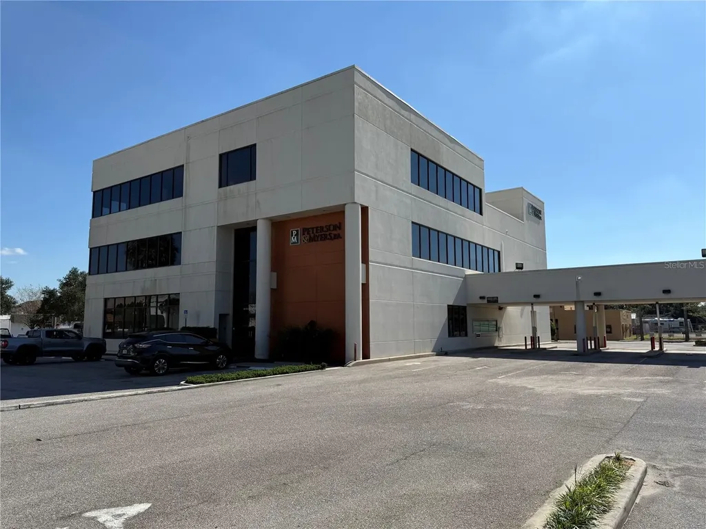 100 W Stuart Avenue Lake Wales FL 33853